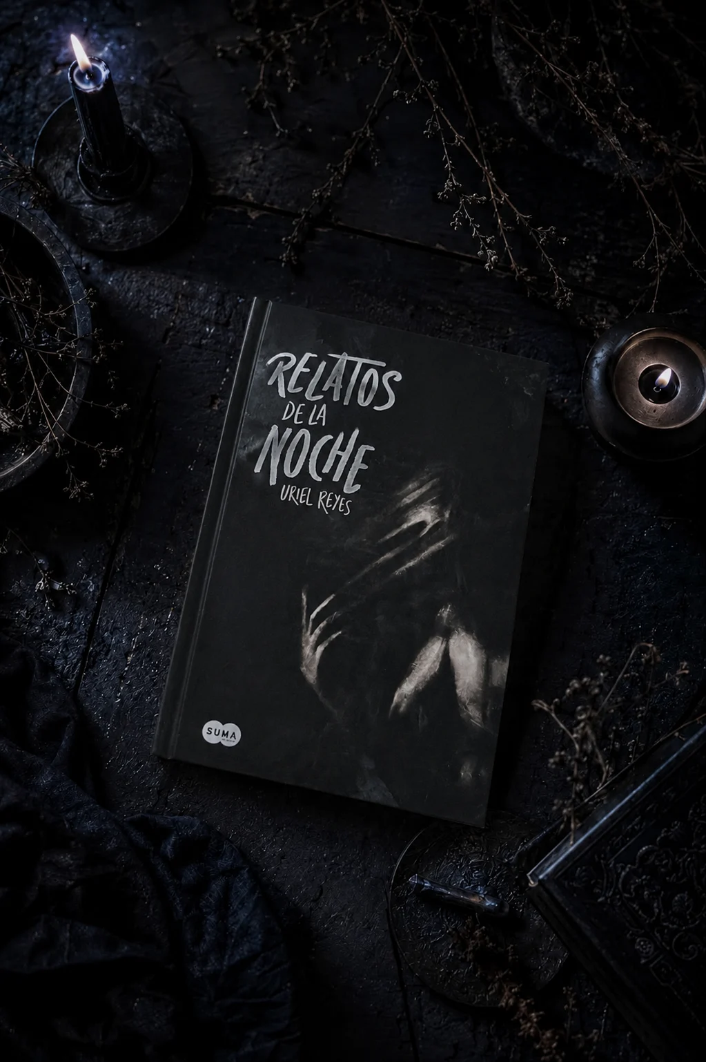 Libro Relatos de la Noche de Uriel Reyes